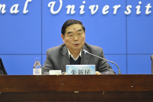 党的群众路线教育实践活动我校召开党的群众路线教育实践活动总结大会